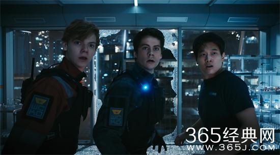 【侃侃殿影】第六十五期：神秘巨星反超移动迷宫3，好莱坞电影在内地为何频频“失灵”?