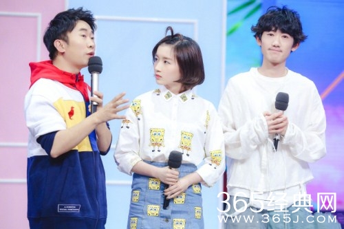 快乐大本营长的像周冬雨的女主持人是谁 李浩菲个人资料介绍