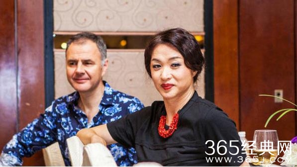金星变性前与老婆合影曝光 金星老婆长什么样