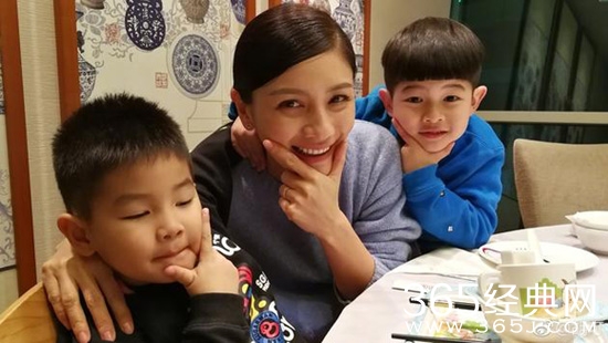 沙溢一家四口收到春晚邀约 沙溢胡可2018央视春晚表演什么