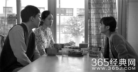 草叶们讲述了什么故事 草叶们电影剧情解析