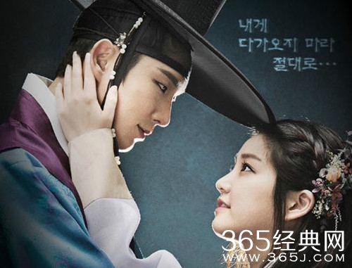 【就是个水槽】第三十二期：喜欢吸血鬼题材电影吗？low穿地心的这部国产电影你敢不敢看？