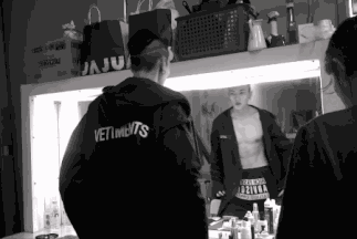 【综艺甜饼】第67期：《偶像练习生》贫民窟男团画风清奇，穷到买不起煎饼