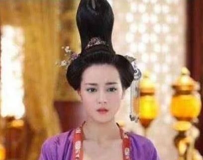 迪丽热巴新剧造型遭吐槽 迪丽热巴新剧造型什么样