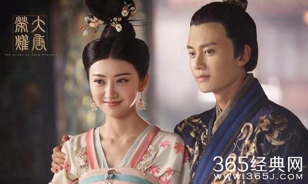 【红绿鲤娱】第三十四期：景甜张继科车内亲吻恋情坐实 牵线红娘竟然是任嘉伦