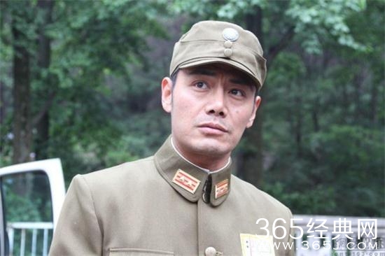 【侃侃殿影】第七十二期：上映五天票房仅1800万上座率却高达30%，网友：邵兵你这是怎么了?
