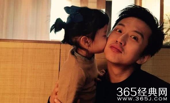 邓超因为女儿一句话泪目是怎么回事 邓超女儿说了什么让邓超感动