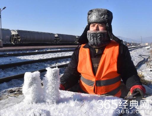 一条倔强的裤子是什么梗 一条倔强的裤子是什么意思出处介绍