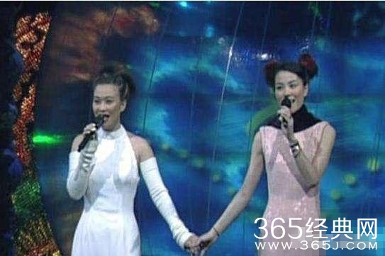 2018央视春晚王菲那英为什么不唱重逢改唱岁月了 临时换曲的原因