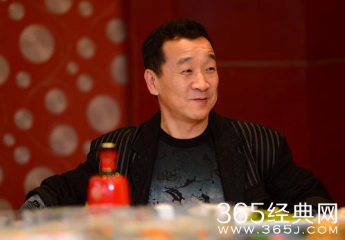 内衣先生百万是谁演的 刘亚津个人资料介绍