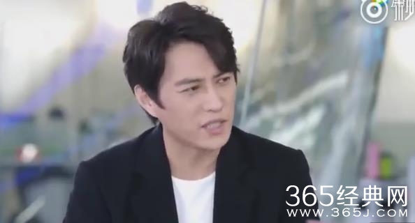 靳东畅谈争议与人设 靳东如何看待争议与人设