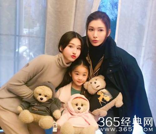 非常闺蜜讲述了什么故事 非常闺蜜电影剧情解析