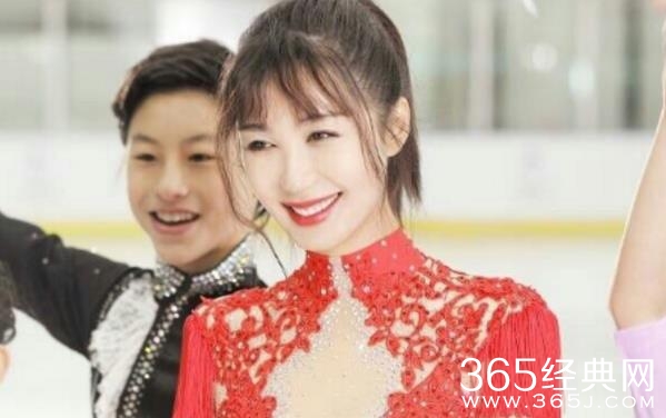 李菲儿出现在闭幕式北京八分钟  李菲儿为什么出现在北京八分钟里