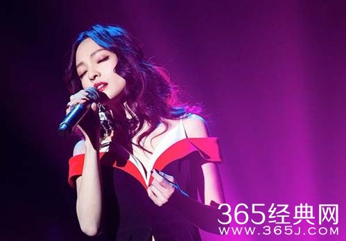 【综艺甜饼】第76期：《歌手2018》第9期连续淘汰两人，张韶涵是其中之一！