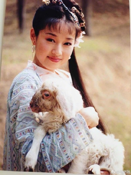 马伊琍晒紫薇剧照引回忆杀 网友：一点都没变