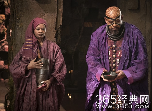 【就是个水槽】第四十一期：走近坎贝拉之妇女能顶半边天！国防部长当众对老婆下跪为哪般？黑豹为啥要补肾？