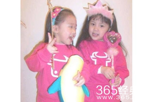 欧阳娜娜童年照曝光，新一轮表情包上线