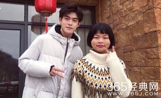 【娱情小卖部】五十五期：sunshine组合偶像剧梦碎，帅男主蹭完热度，开机当天跑路