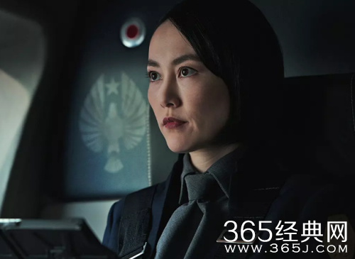 环太平洋2日本军官森麻子是谁演的