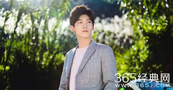 【卫视剧能说】第九十三期：这些凭网剧走红的张新成、胡一天等小鲜肉，你更看好谁？