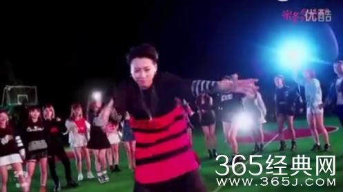 热血街舞团刘雨昕是谁 刘雨昕个人资料背景微博介绍