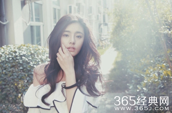 新版倚天屠龙记小昭是谁演的