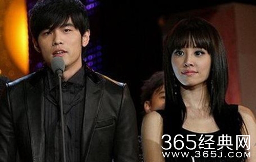 周杰伦演唱会被点蔡依林的歌，周杰伦幽默回应爆笑全场