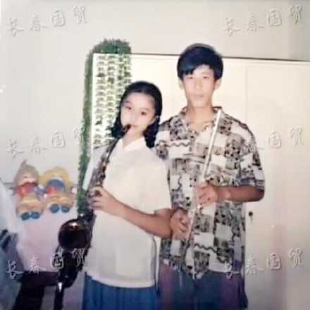 范冰冰中学旧照曝光，从小美到大