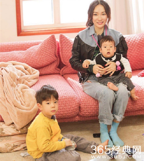 霍思燕带“小嗯哼”上节目，和嗯哼简直是复制黏贴