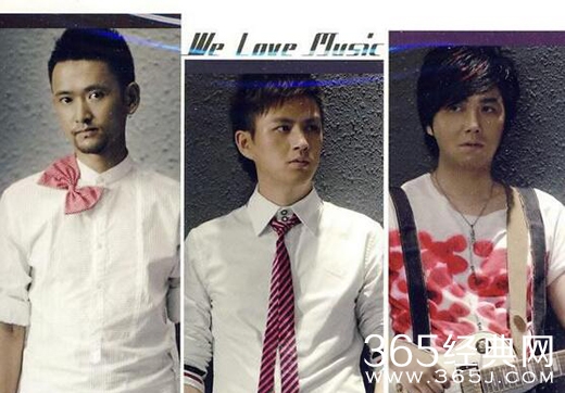 借我一双小翅膀就能飞上太阳是什么歌