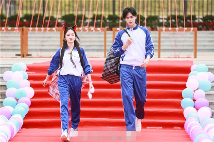 二十四小时新一期胡一天变校草 再现小美好