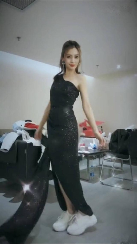 angelababy将发新专辑?网友不买账是什么鬼