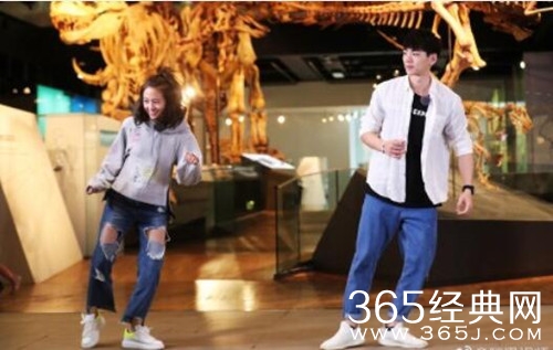 闺蜜的完美旅行鬼鬼带着禾浩辰  两人关系暧昧不清