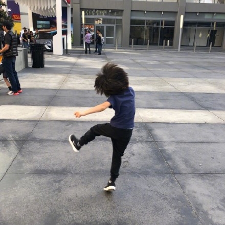 等等化身儿童版的邓超，邓超直呼怎么办？