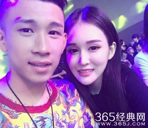 【娱情小卖部】七十二期：赵本山女儿球球：加我微信先刷12万礼物，网友：值12块吗