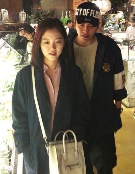 王大陆和绯闻女友姜汉娜同框，恋情曝光?