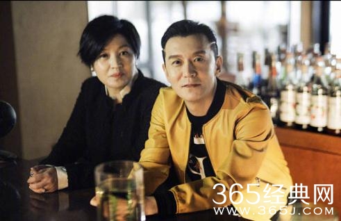 李咏新发型曝光，原来咏哥被发型师坑了十几年