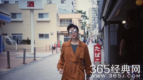 孙莉晒黄磊视觉下的自己，狗粮猝不及防