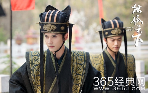 【最夯剧集社】第七十五期：《白发王妃》开机，徐正溪无缘男主，男主竟是大张雪迎十岁的他