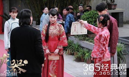 龙器秦家大火的真相是什么是谁放的