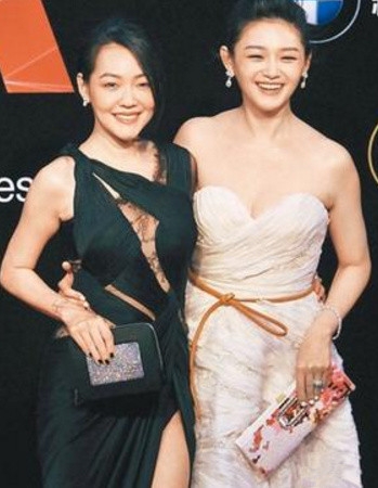 小S劝大S养好身体，姐妹情深