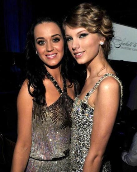 矛盾再次升级？水果姐不满霉霉公开道歉信