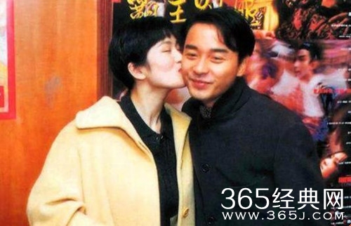 张国荣巩俐25年前合影曝光，让人怀念