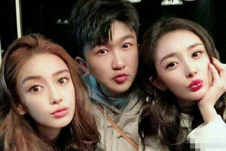 杨幂立荐baby上我是大侦探 两人是真闺蜜吗