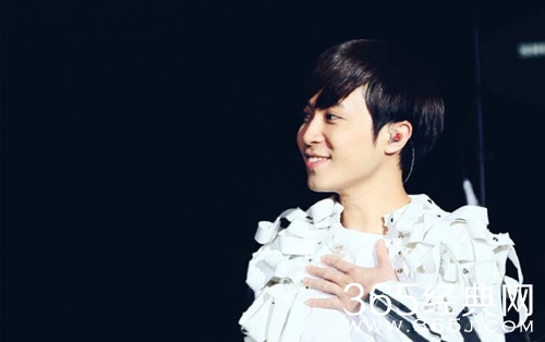 明日之子第2季盛世独秀的星推官是谁