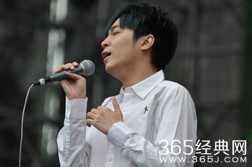 2018吴青峰内地综艺首秀是什么综艺