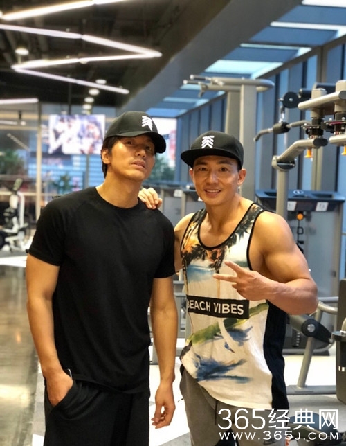 刘畊宏晒与言承旭合影，网友既开心又失落