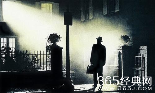 【就是个水槽】第八十六期：看鬼片吗？驱魔人行业颜值平均线有点高，扒一扒演过驱魔人的欧美明星