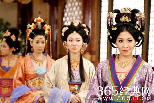 【就是个水槽】第八十八期：《宫心计2之深宫计》古装造型设计一流为何被吐槽？TVB：大爷我就是不换配色风格