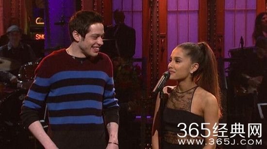 A妹新恋情曝光，目前还未回应